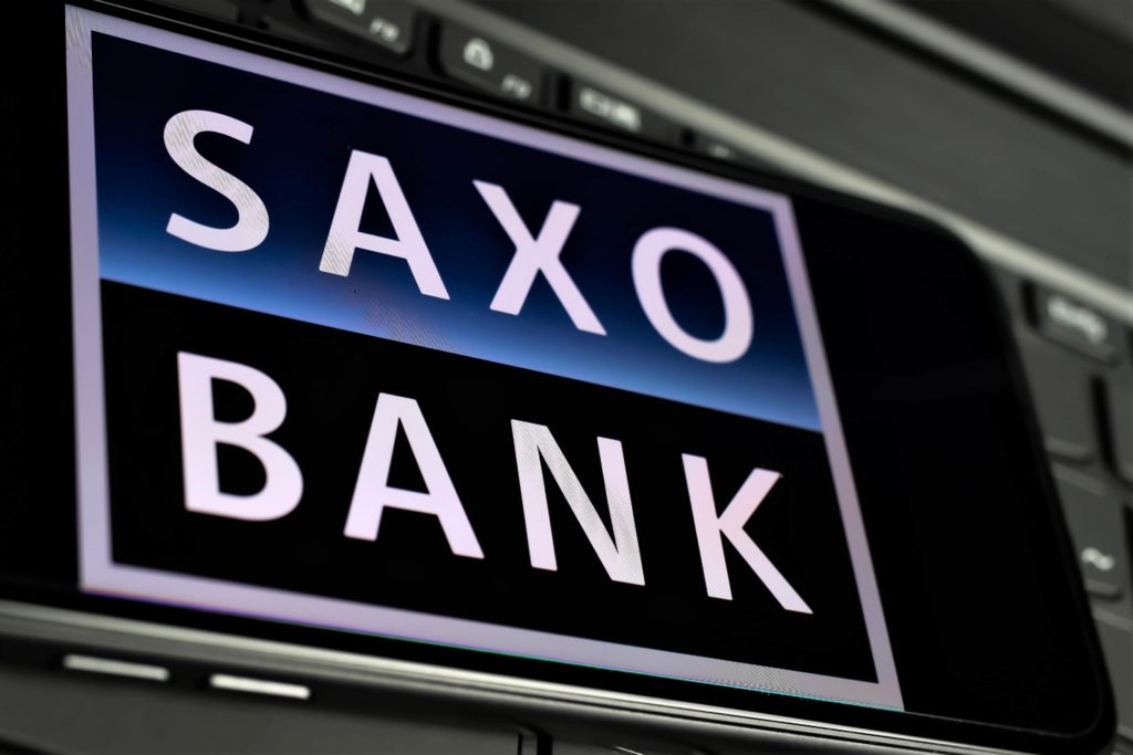 Saxo Bank lancia una nuova offerta cripto, nuovo partner per Ripple + Altre notizie