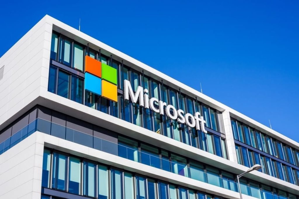 Microsoft mira al lavoro ibrido per sviluppare il metaverso