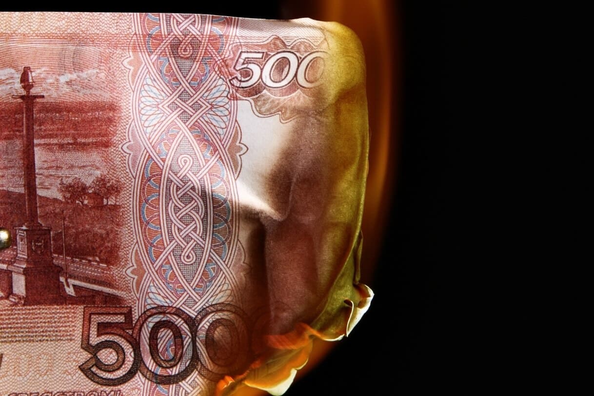 I rubli russi potrebbero diventare “senza valore”