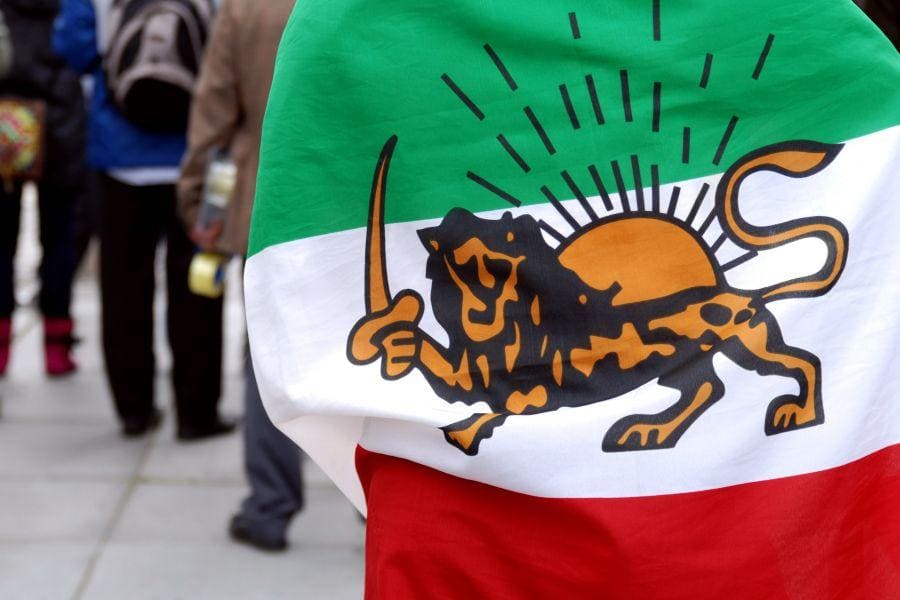 Iran autorizza le criptovalute per le importazioni