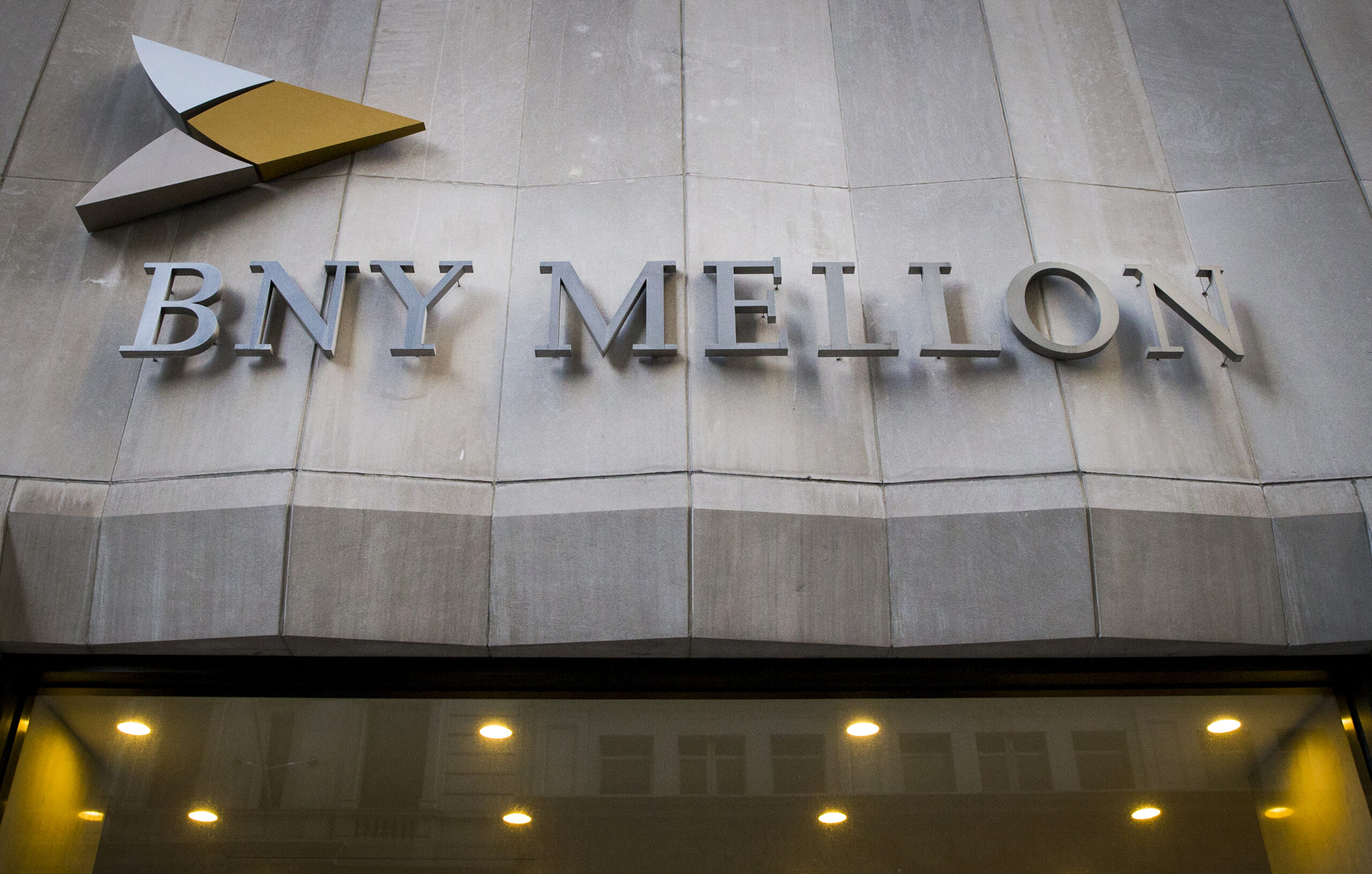 BNY Mellon permetterà di Detenere e Trasferire Bitcoin ed Ethereum