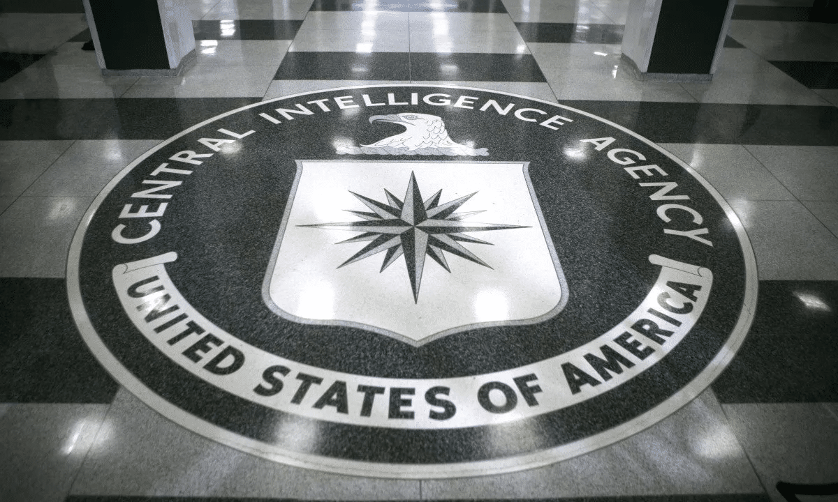 La scomparsa di Satoshi Nakamoto è avvenuta dopo la visita alla CIA. Fu solo una coincidenza?