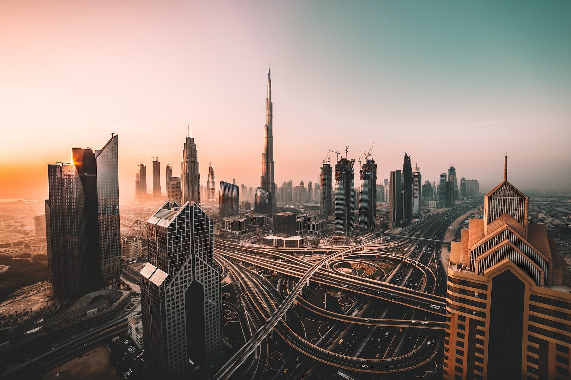 Dubai annuncia il progetto per la costruzione di una Bitcoin Tower!