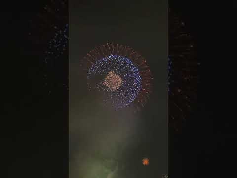 La bellezza degli Hanabi giapponesi è incommensurabile. #giappone